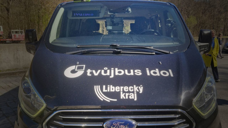 Novinka v dopravě - taxibus „tvůjbus“ na Železnobrodsku. Doprava bude flexibilnější a efektivnější